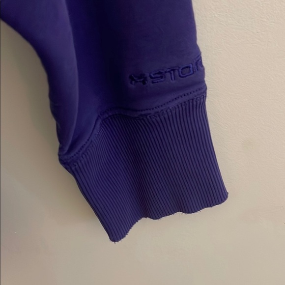 Authentic Under Armour Purple faded Hoodie with Pink Accents - Picture 3 of 7